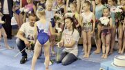 Деца затрупаха с цветя европейската вицешампионка на прескок