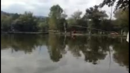 Шаран отмъкна въдицата