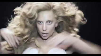 Lady Gaga - Applause (official)