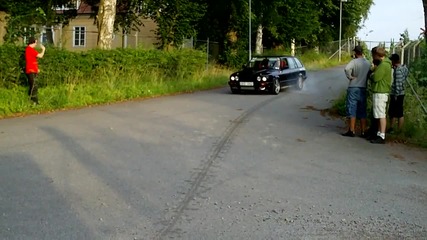 Луд burnout на Бмв