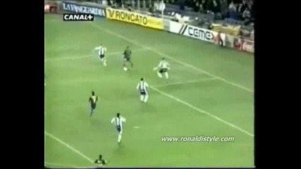 Ronaldinho Skills