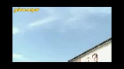 Охо... Какво Кара Тази Кака