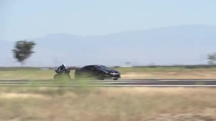 Drag race Kawasaki H2r vs 1350hp Nissan Gtr