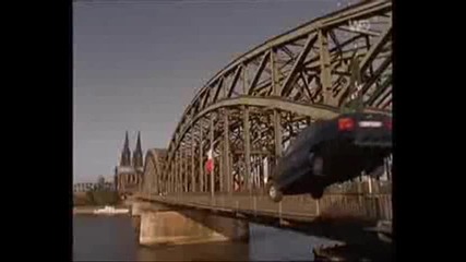 Der Clown Сезон 5 Bmw без спирачки се забива във водата