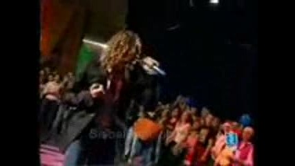 David Bisbal - Me Derrumbo - Musica Uno