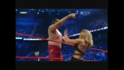 Beth Phoenix илиминира Тhe Great Khali с целувка 