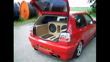 Blazen Met Die Subwoofers 