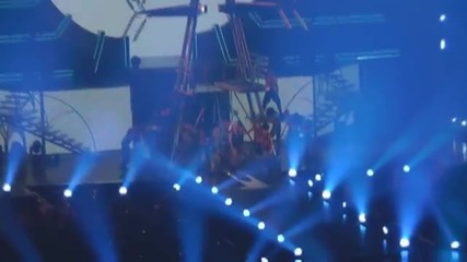Britney Spears - T T W E на живо в Ню Йорк F F T 2.8.11