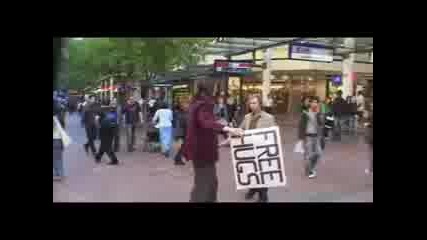 Free Hugs Campaign - Official Page