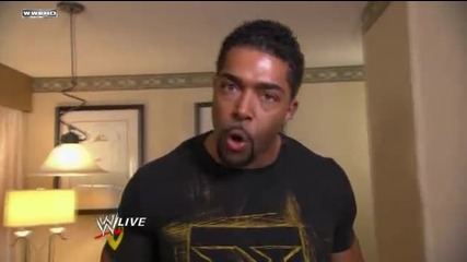 john cena атакува david otunga в хотел