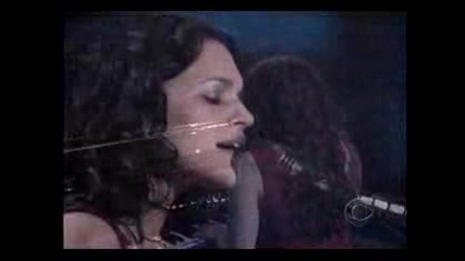 Norah Jones - Drown In My Own Tears: Ray Charles Tribute