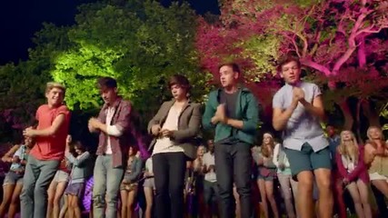 One Direction - Live While We're Young!!