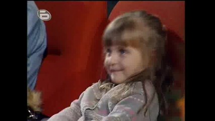 [100 епизод]kомоците 24/04/2009 Христо Гърбов получава награда за най объркана роля