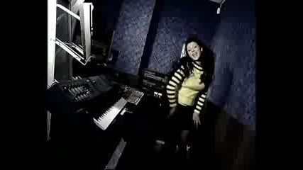 Emanuela Katastrofa Crash Bulgarian Pop Folk Hit 