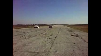 Bmw e30 vs Bmw e30 