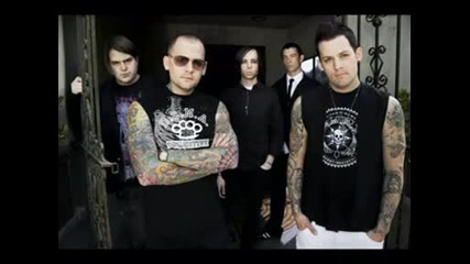 Good Charlotte - The World Is Black