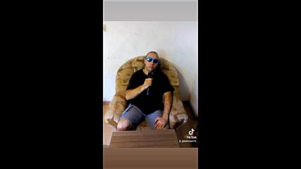 Vid_23440922_100158_476.mp4
