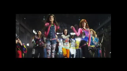 A Todo Ritmo_ Watch Me - Bella Thorne y Zendaya