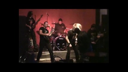 Fat White Chiefs- Seasons in the abyss ( Slayer Cover)