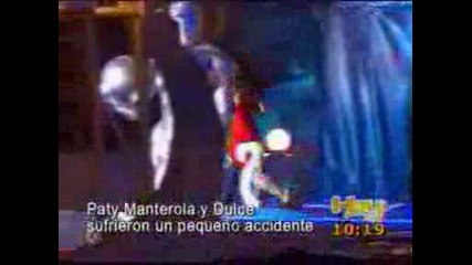 Dulce Mara Se Cae Por La Lluvia