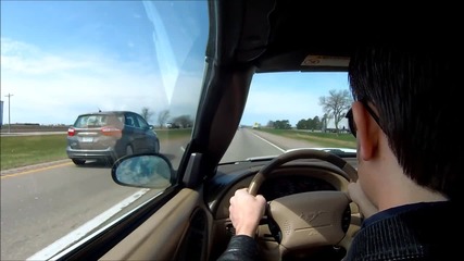 Шофьор припада докато шофира по магистралата