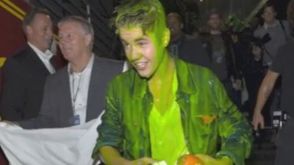 Justin Bieber Backstage at the Kca's 2012