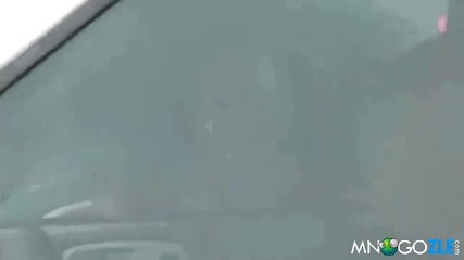 Този бас и издуха косата ;dd