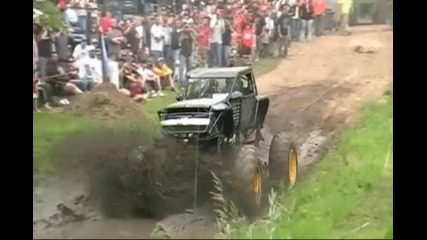 Featured 4x4 Mud Trucks and Drivers at Theoutlawvideoss Website
