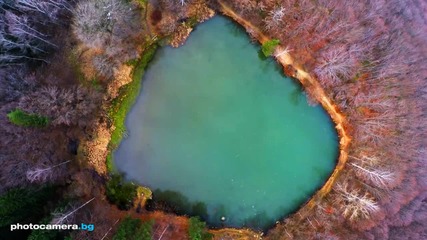 Рисково кацане върху езеро с dji Phantom 2 - видео на photocamera.bg