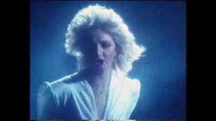 Bonnie Tyler - Total Eclipse Of The Heart превод