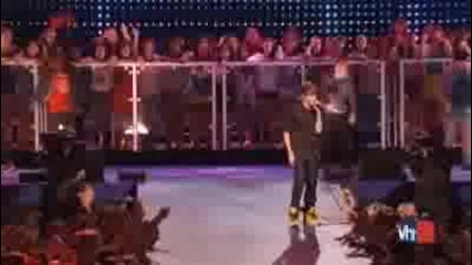 Justin Bieber - Baby - Pepsi Super Bowl Fan Jam 2010 Live