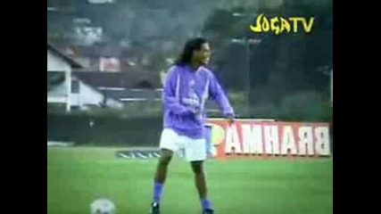 Ronaldinho vs C.ronaldo freestyle