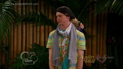 Austin & Ally Kissing Scene