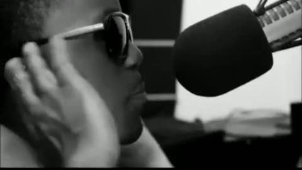 Replay star Iyaz to sing with Miley Cyrus! 