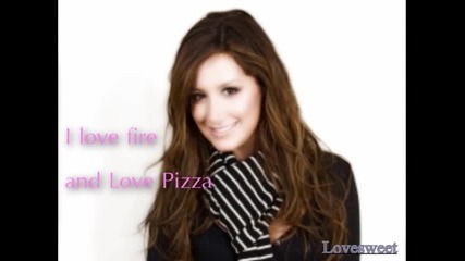 Ashley Tisdale Moqta Bozza