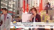 One Direction - Today Show - Изпълняват What Makes You Beautiful на Rockefeller Plaza в Nyc част 1/3