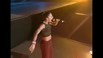 Spice Girls 13) Wembley - Sisters - Jv.mpg