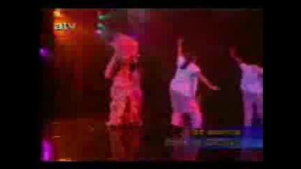 Thalia - Rosalinda (live)