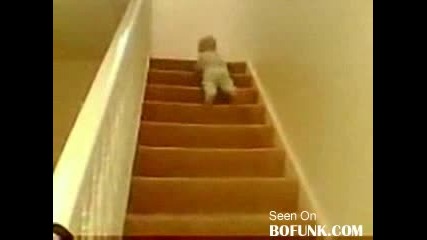 Ето как се слиза най - бързо по стълбите! 