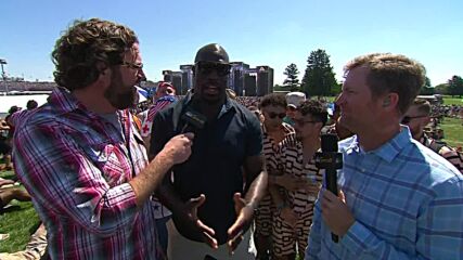 Titus O’Neil brings the energy as Grand Marshal of Indy 500 Snake Pit