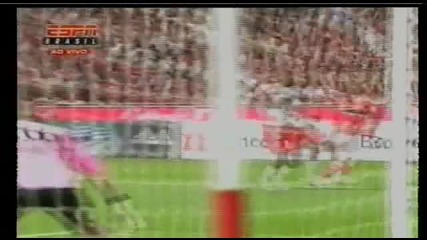 24.07.2010 Бенфика 3 - 2 Монако гол на Кардосо 