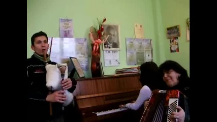 Gaida piano i akordeon -rumen Markov
