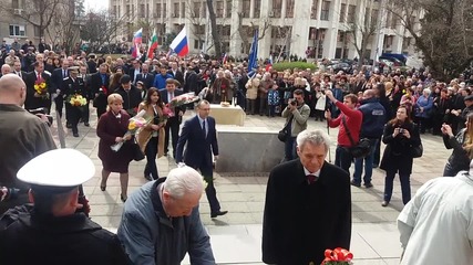 3-и март - Поднасяне на венци и цветя пред Паметника на руските освободители