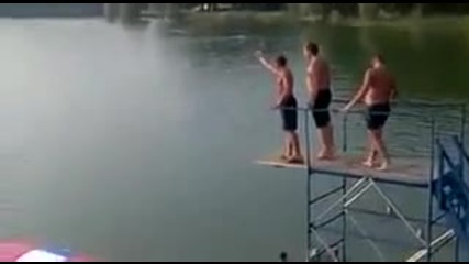 Луди Руснаци правят ненормален скок