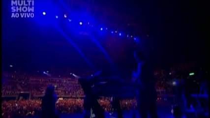 Деми Ловато пее Catch me на живо - Z Festival