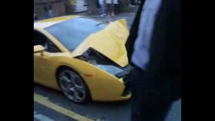 Много кофти катастрофа на Lamborghini Gallardo