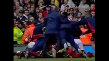 Арсенал Печели Купата На Англия През 2005 г !