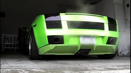 Lamborghini gallardo revving 