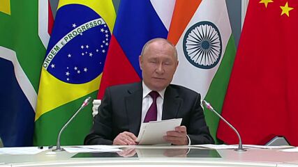 Путин: С действията си в Украйна искаме да сложим край на войната в Донбас, разпалена от Запада