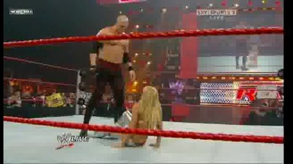 Raw Kane Спасява Kelly Kelly